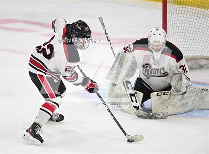 Thumbnail 1 in Darien vs. New Canaan (CIAC DI Semifinal) photogallery.