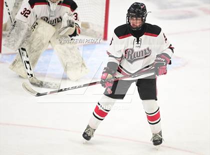 Thumbnail 3 in Darien vs. New Canaan (CIAC DI Semifinal) photogallery.