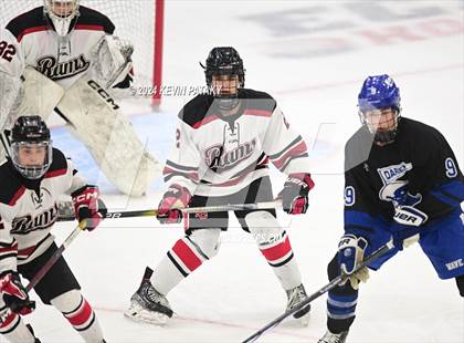 Thumbnail 3 in Darien vs. New Canaan (CIAC DI Semifinal) photogallery.