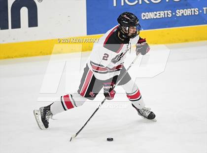 Thumbnail 2 in Darien vs. New Canaan (CIAC DI Semifinal) photogallery.