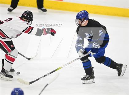 Thumbnail 3 in Darien vs. New Canaan (CIAC DI Semifinal) photogallery.