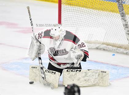 Thumbnail 3 in Darien vs. New Canaan (CIAC DI Semifinal) photogallery.