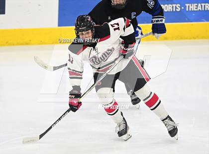 Thumbnail 2 in Darien vs. New Canaan (CIAC DI Semifinal) photogallery.