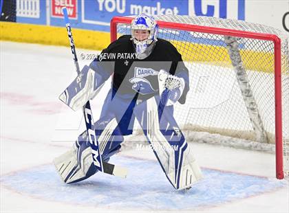 Thumbnail 2 in Darien vs. New Canaan (CIAC DI Semifinal) photogallery.