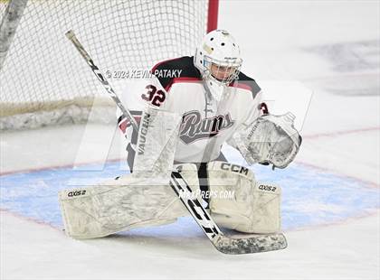 Thumbnail 1 in Darien vs. New Canaan (CIAC DI Semifinal) photogallery.