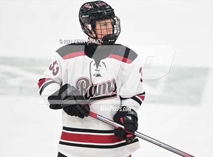 Thumbnail 2 in Darien vs. New Canaan (CIAC DI Semifinal) photogallery.