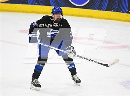 Thumbnail 2 in Darien vs. New Canaan (CIAC DI Semifinal) photogallery.