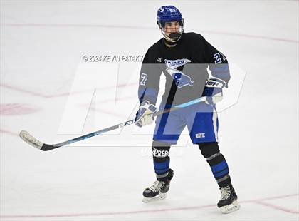 Thumbnail 1 in Darien vs. New Canaan (CIAC DI Semifinal) photogallery.