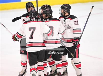 Thumbnail 2 in Darien vs. New Canaan (CIAC DI Semifinal) photogallery.