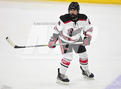 Thumbnail 3 in Darien vs. New Canaan (CIAC DI Semifinal) photogallery.