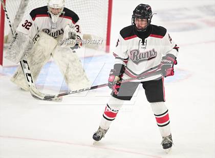 Thumbnail 1 in Darien vs. New Canaan (CIAC DI Semifinal) photogallery.