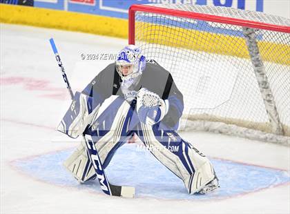 Thumbnail 1 in Darien vs. New Canaan (CIAC DI Semifinal) photogallery.