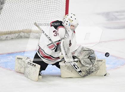 Thumbnail 1 in Darien vs. New Canaan (CIAC DI Semifinal) photogallery.
