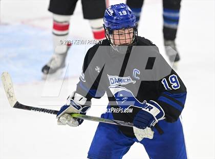 Thumbnail 1 in Darien vs. New Canaan (CIAC DI Semifinal) photogallery.