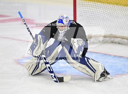 Thumbnail 1 in Darien vs. New Canaan (CIAC DI Semifinal) photogallery.