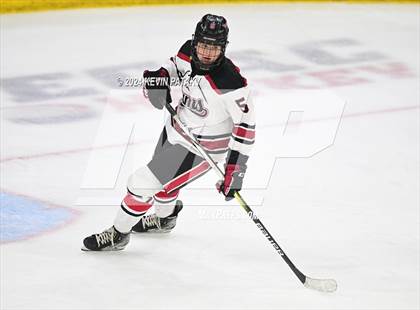 Thumbnail 2 in Darien vs. New Canaan (CIAC DI Semifinal) photogallery.