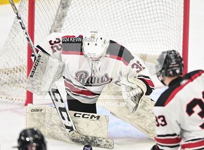 Thumbnail 3 in Darien vs. New Canaan (CIAC DI Semifinal) photogallery.