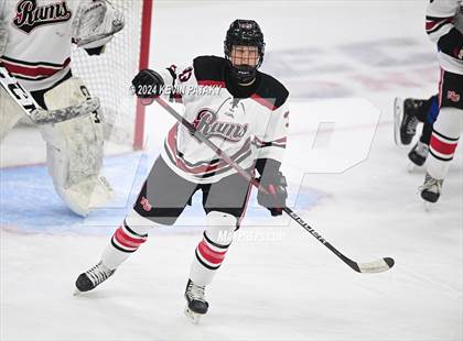 Thumbnail 3 in Darien vs. New Canaan (CIAC DI Semifinal) photogallery.