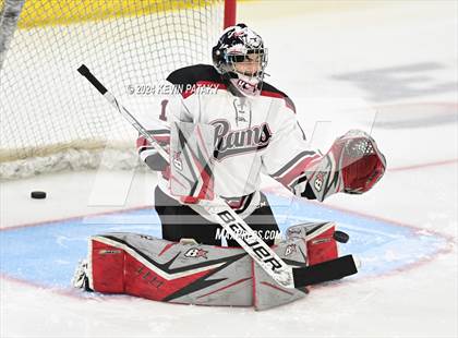 Thumbnail 3 in Darien vs. New Canaan (CIAC DI Semifinal) photogallery.