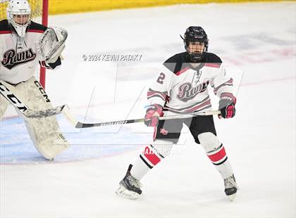 Thumbnail 3 in Darien vs. New Canaan (CIAC DI Semifinal) photogallery.