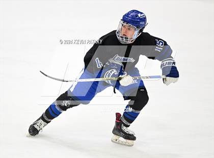 Thumbnail 2 in Darien vs. New Canaan (CIAC DI Semifinal) photogallery.