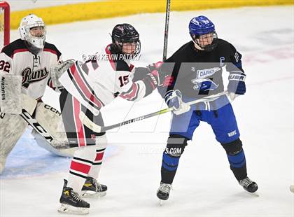 Thumbnail 2 in Darien vs. New Canaan (CIAC DI Semifinal) photogallery.