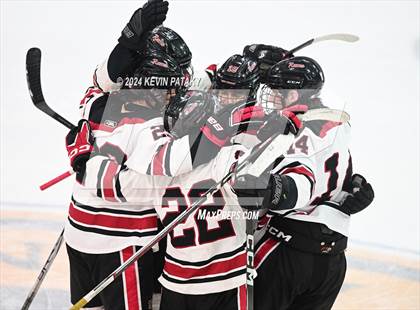 Thumbnail 1 in Darien vs. New Canaan (CIAC DI Semifinal) photogallery.