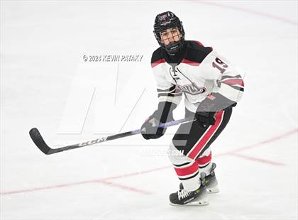 Thumbnail 2 in Darien vs. New Canaan (CIAC DI Semifinal) photogallery.