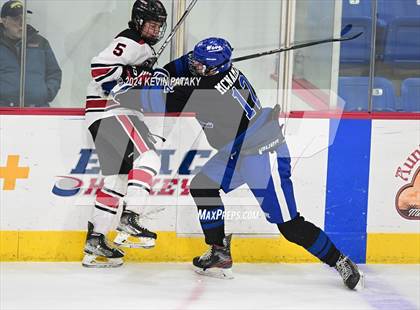 Thumbnail 3 in Darien vs. New Canaan (CIAC DI Semifinal) photogallery.