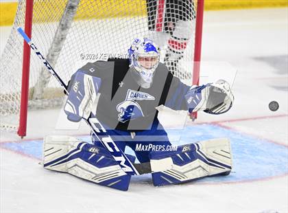 Thumbnail 2 in Darien vs. New Canaan (CIAC DI Semifinal) photogallery.