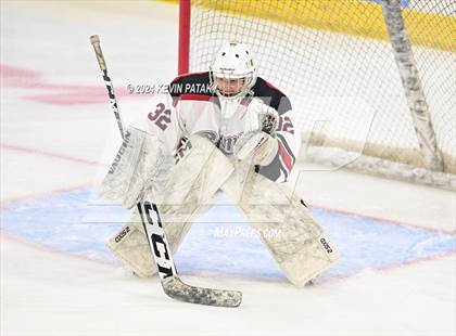 Thumbnail 2 in Darien vs. New Canaan (CIAC DI Semifinal) photogallery.