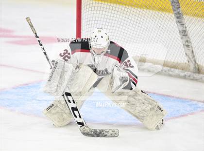 Thumbnail 1 in Darien vs. New Canaan (CIAC DI Semifinal) photogallery.