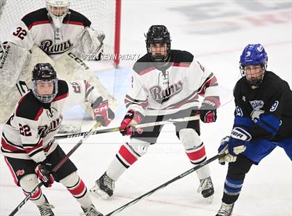 Thumbnail 1 in Darien vs. New Canaan (CIAC DI Semifinal) photogallery.