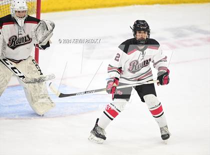 Thumbnail 2 in Darien vs. New Canaan (CIAC DI Semifinal) photogallery.