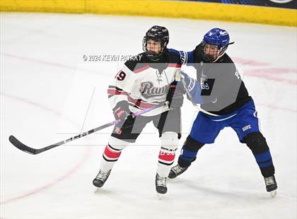 Thumbnail 1 in Darien vs. New Canaan (CIAC DI Semifinal) photogallery.