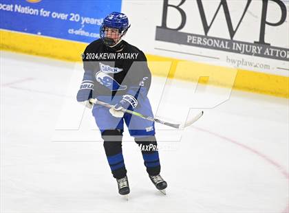 Thumbnail 1 in Darien vs. New Canaan (CIAC DI Semifinal) photogallery.