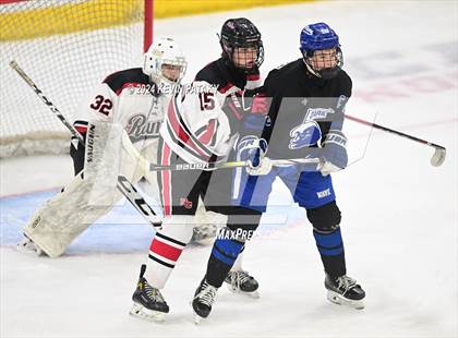 Thumbnail 2 in Darien vs. New Canaan (CIAC DI Semifinal) photogallery.