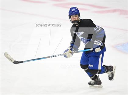 Thumbnail 1 in Darien vs. New Canaan (CIAC DI Semifinal) photogallery.