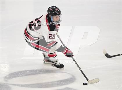 Thumbnail 2 in Darien vs. New Canaan (CIAC DI Semifinal) photogallery.