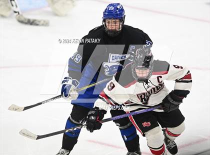 Thumbnail 1 in Darien vs. New Canaan (CIAC DI Semifinal) photogallery.