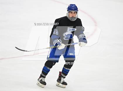 Thumbnail 2 in Darien vs. New Canaan (CIAC DI Semifinal) photogallery.