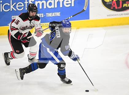 Thumbnail 2 in Darien vs. New Canaan (CIAC DI Semifinal) photogallery.