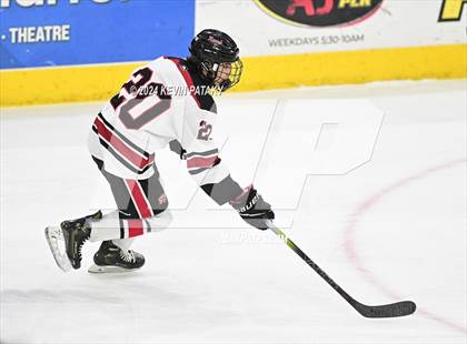 Thumbnail 2 in Darien vs. New Canaan (CIAC DI Semifinal) photogallery.