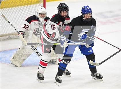 Thumbnail 2 in Darien vs. New Canaan (CIAC DI Semifinal) photogallery.