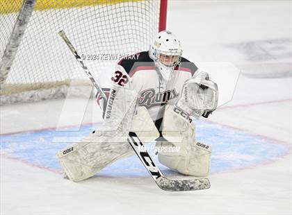 Thumbnail 3 in Darien vs. New Canaan (CIAC DI Semifinal) photogallery.