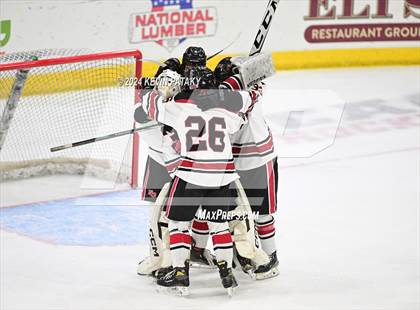 Thumbnail 2 in Darien vs. New Canaan (CIAC DI Semifinal) photogallery.