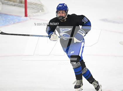 Thumbnail 3 in Darien vs. New Canaan (CIAC DI Semifinal) photogallery.