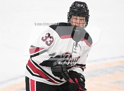 Thumbnail 1 in Darien vs. New Canaan (CIAC DI Semifinal) photogallery.