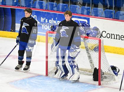 Thumbnail 2 in Darien vs. New Canaan (CIAC DI Semifinal) photogallery.
