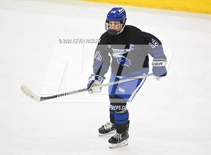 Thumbnail 2 in Darien vs. New Canaan (CIAC DI Semifinal) photogallery.